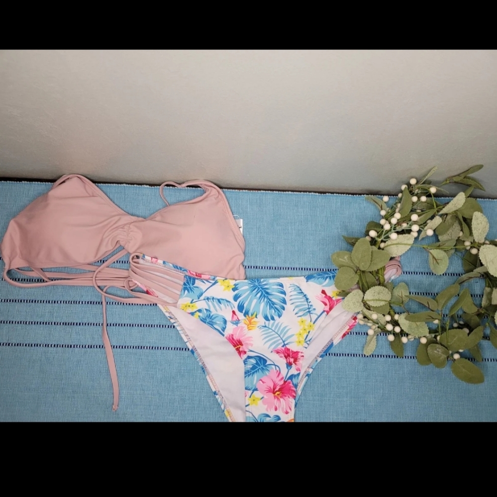 Pretty bikini size large